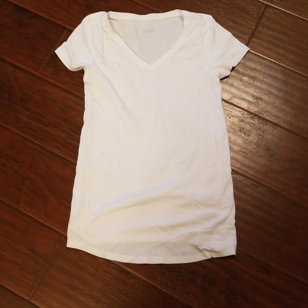 White maternity t
